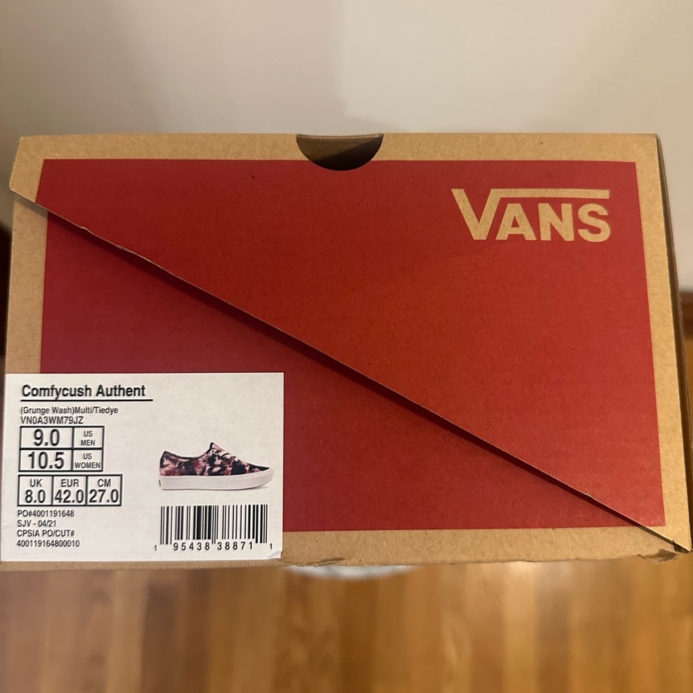 Vans - Picture 2 of 5
